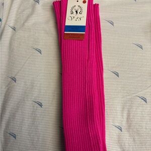 V28 Women's Pink Ribbed Socks